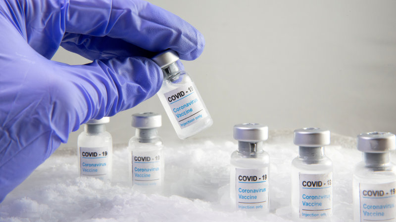 2021-02-04T114134Z_1_LYNXMPEH130XQ_RTROPTP_4_HEALTH-CORONAVIRUS-SAFRICA-VACCINES.jpg.jpg